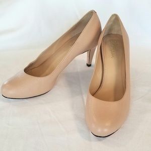 Cole Haan heels size 9